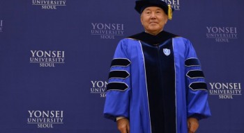 Назарбаев снова стал почетным доктором наук