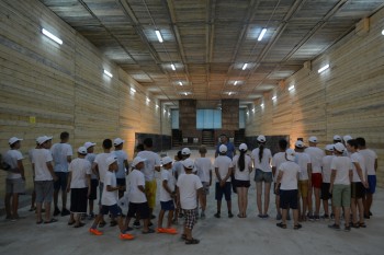 Военно-патриотический лагерь организовали для детей из малоимущих семей в Актау