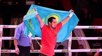 Казахстанский боксер Айдос Ербосынулы одержал вторую победу на профи-ринге