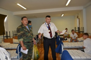 50 детей-сирот из Актау прошли обучение в военно-патриотическом лагере (ФОТО)