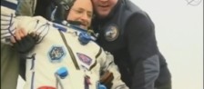 Капсула с экипажем МКС приземлилась в Казахстане