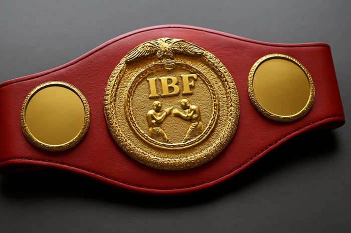 IBF лишила Жанибека Алимханулы титула чемпиона мира из-за допингового нарушения