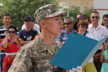 В Актау военнослужащие-авиаторы приняли присягу (ФОТО)