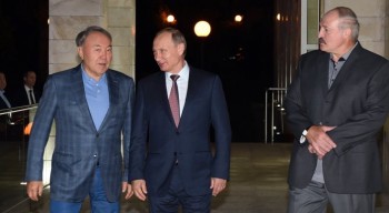 Назарбаев встретился с Путиным и Лукашенко в Сочи