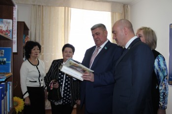 Украинская делегация отметила в Актау 203-летие Тараса Шевченко