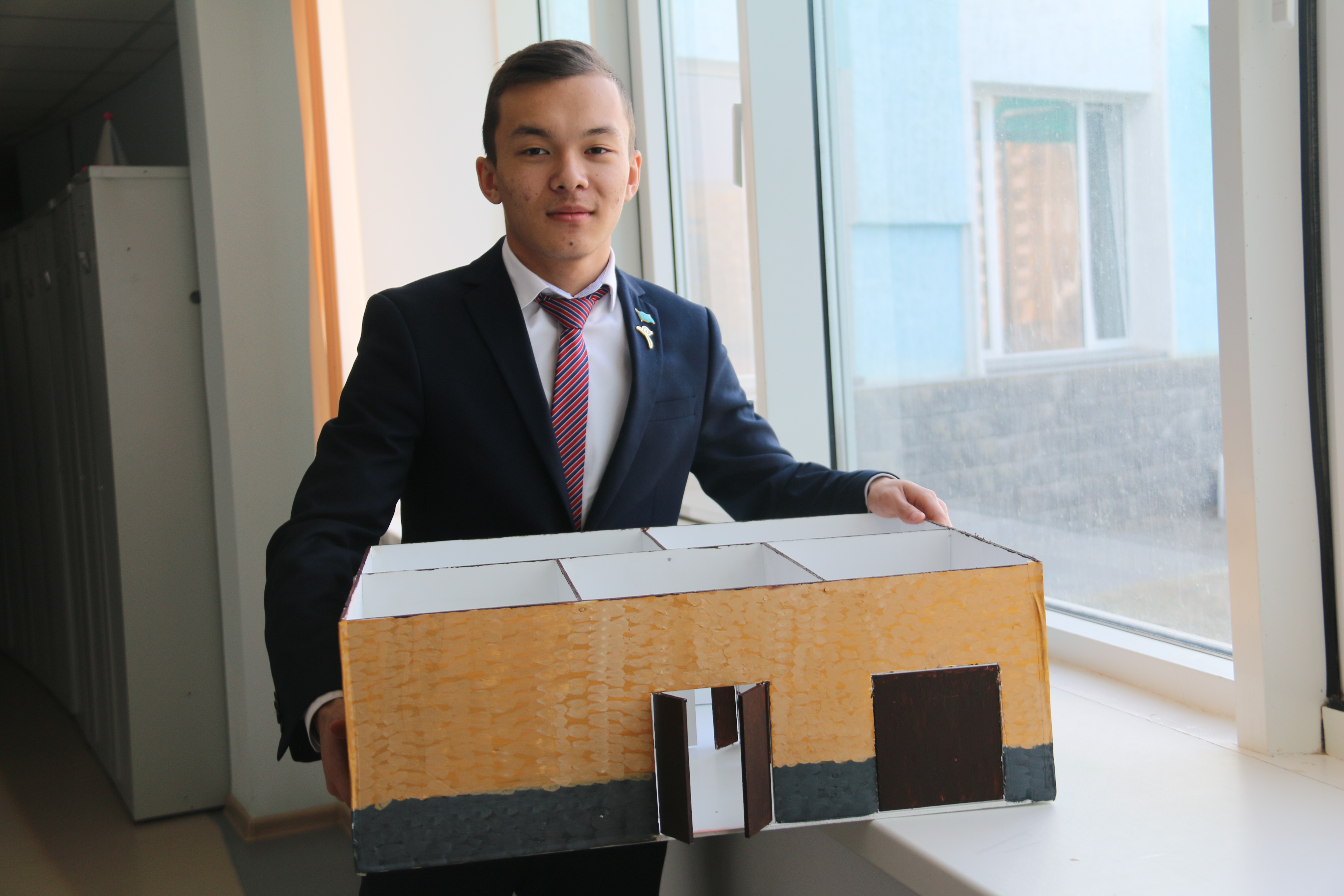Актауский школьник создал умный дом за $60